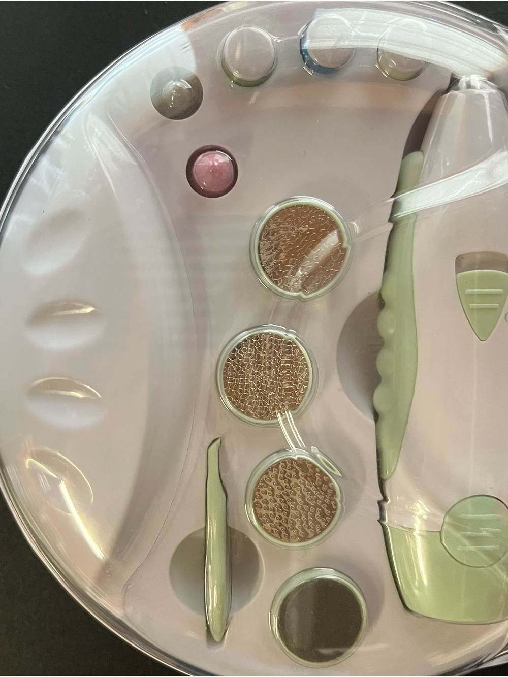 Electric Manicure & Pedicure Set - Pink and Light Green